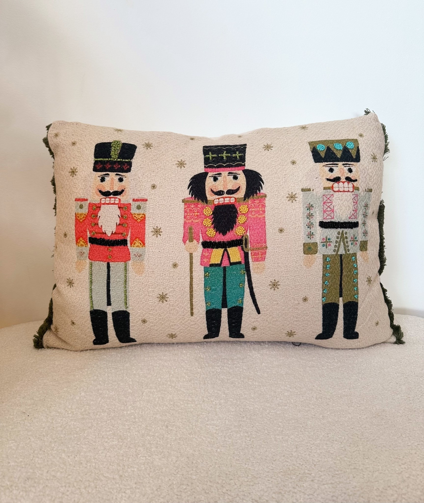 Whimsy Nostalgic Nutcracker Pillow

Christmas Pillow

#LTKSeasonal #LTKHoliday #LTKHome