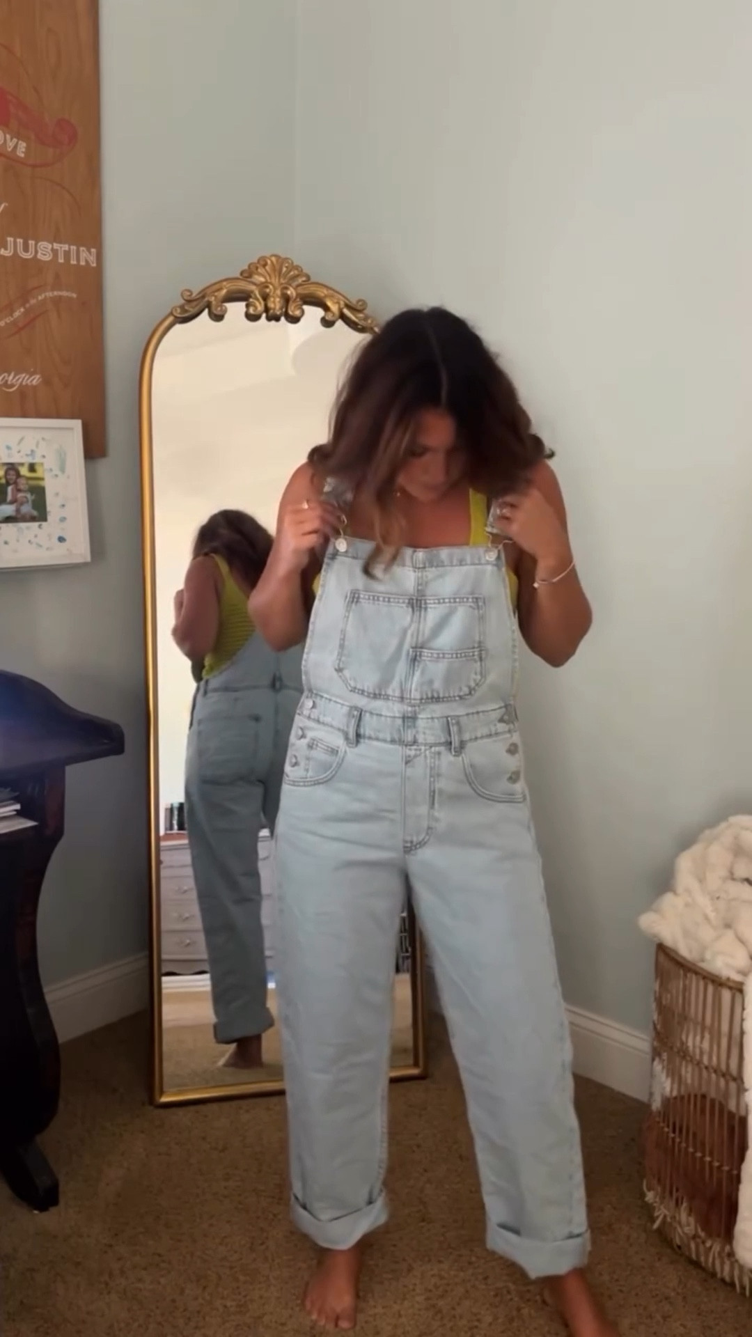 the perfect overalls don't exi... except they do and they're back in stock! comment FP to snag yours 🤍🫶🏽

I'm wearing a size XS regular