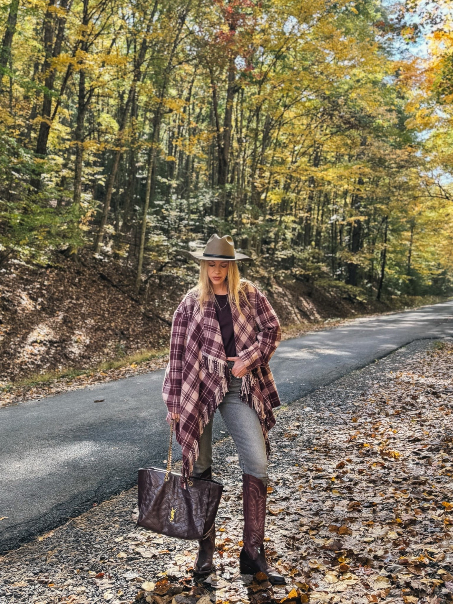 Fall mountain getaway, plaid coat, fringe jacket, @Janessa Leone cowboy hat, @Tecovas burgundy cowboy boots