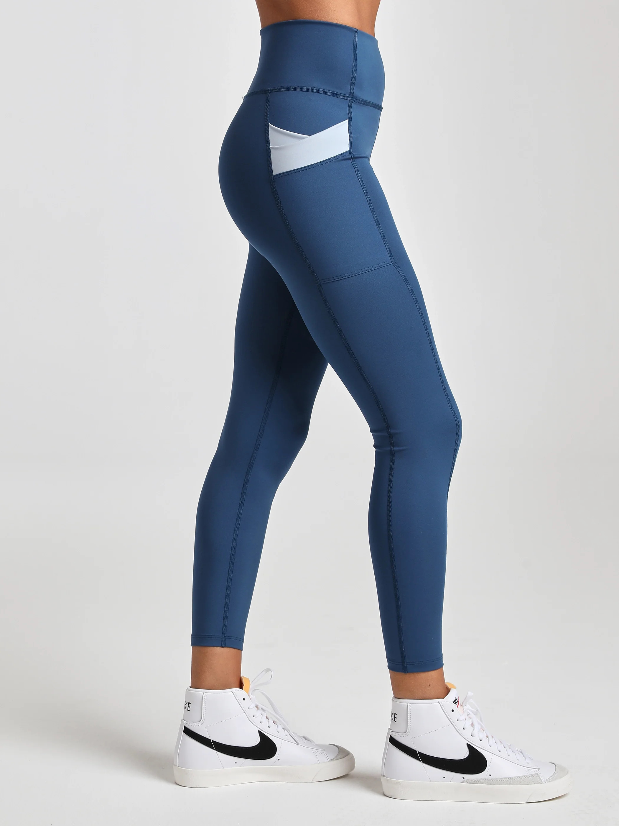 Criss-Cross Pocket Legging | Losano