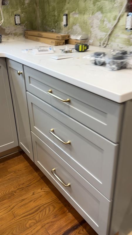 Kitchen cabinet hardware, cabinet pulls, cabinet knobs

#LTKhome #LTKunder50 #LTKSeasonal