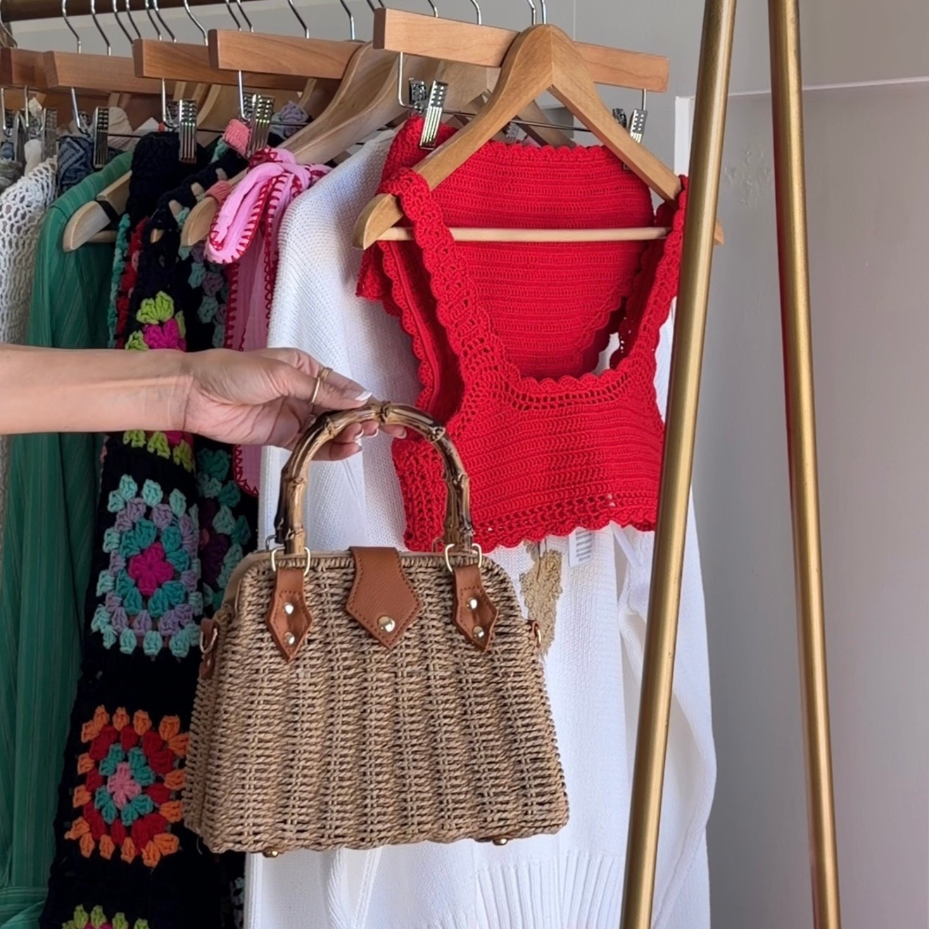 Scroll to shop & follow for more!! So glad you’re here!!🐬

#LTKOver40 #LTKSeasonal #LTKootd