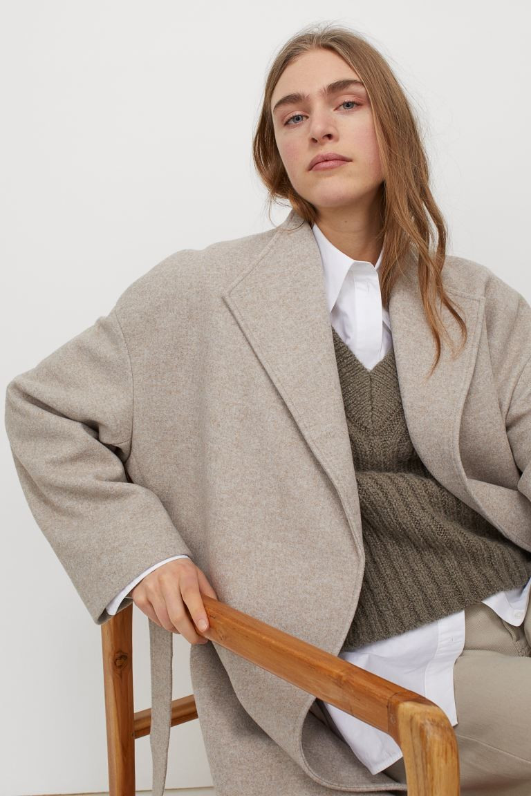 Short, wrap-front coat in felted fabric with a tie belt at waist. Dropped shoulders, discreet sid... | H&M (US + CA)