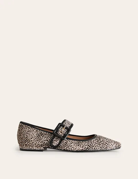 Vic Chisel Toe Mary Janes | Boden UK