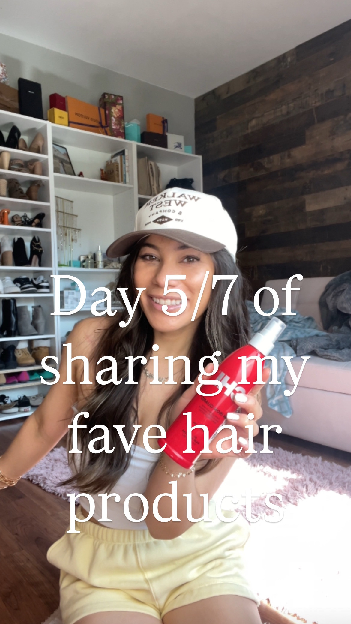 Day 5/7 of sharing my fave hair products! I’ve tried different heat protectant sprays, and I always go back to this! 

#grwm #grwmhair #getreadywithme #hairstyles #hairvideo #besthairday #besthairproducts #hairproducts #chi #chihaircare #chattanoogainfluencer #heatprotectant #heatprotection