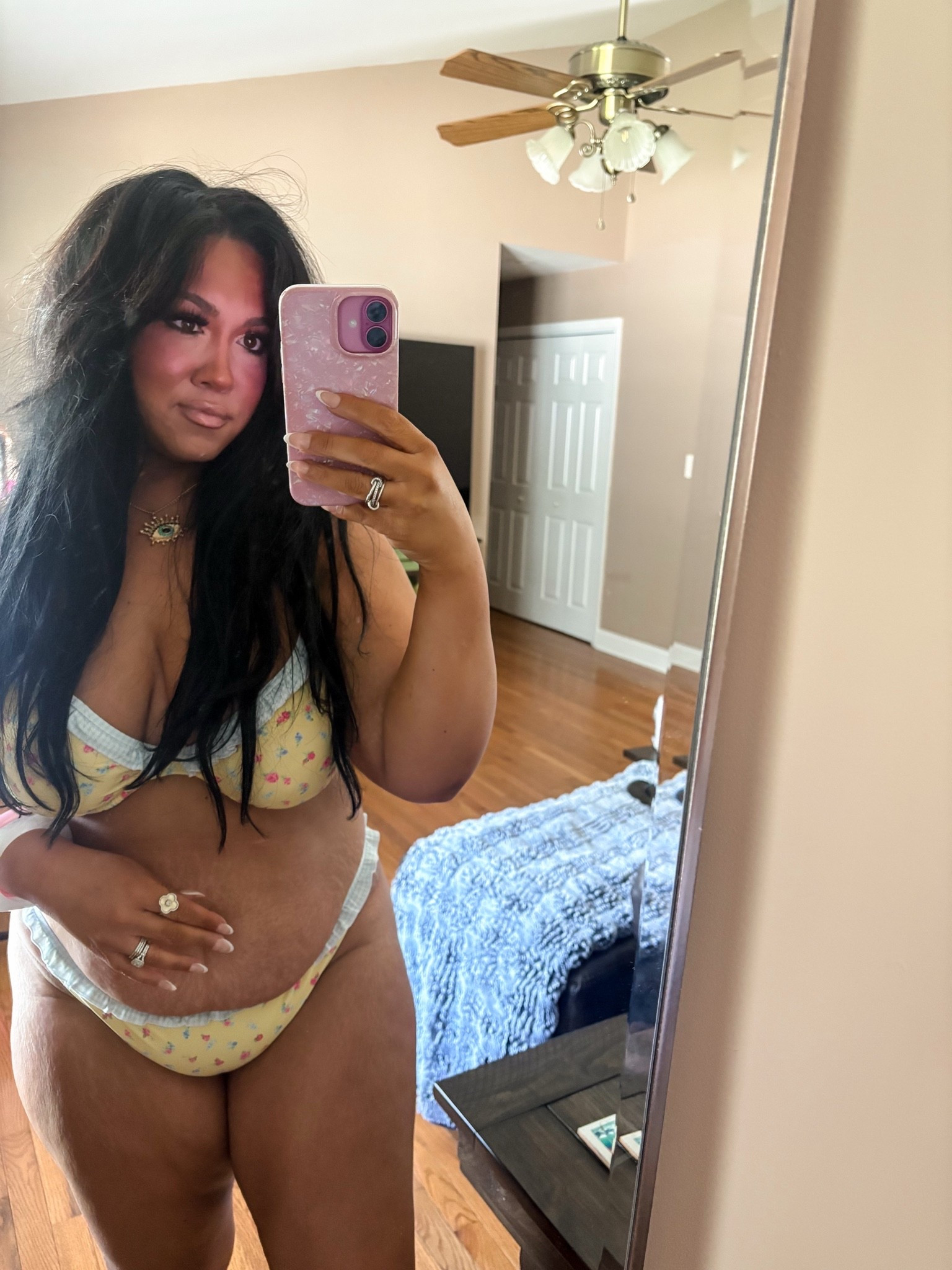 Wearing an XL in this swimsuit

#LTKMidsize #LTKSwim #LTKTravel