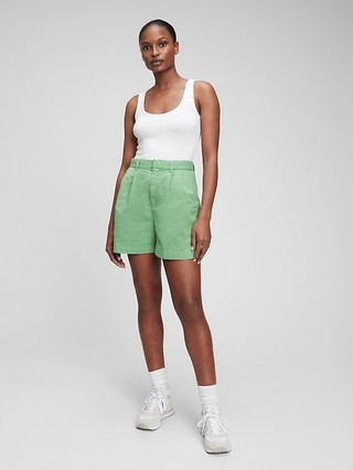 High Rise Pleated Khaki Short with Washwell | Gap (CA)