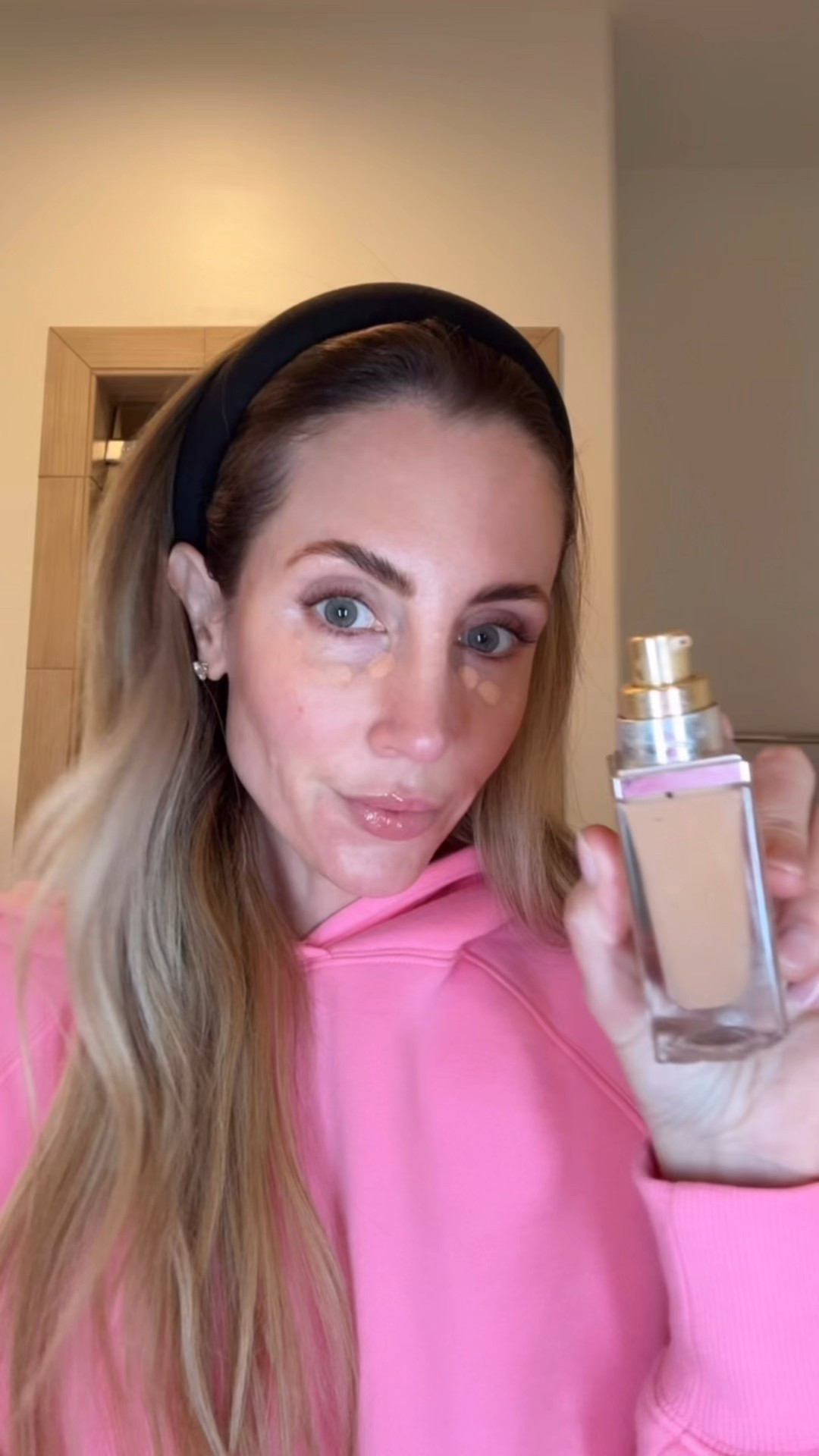 #NordstromPartner This foundation is a January makeup staple, it is always in my rotation and never lets me down. @nordstrombeauty

#LTKBeauty