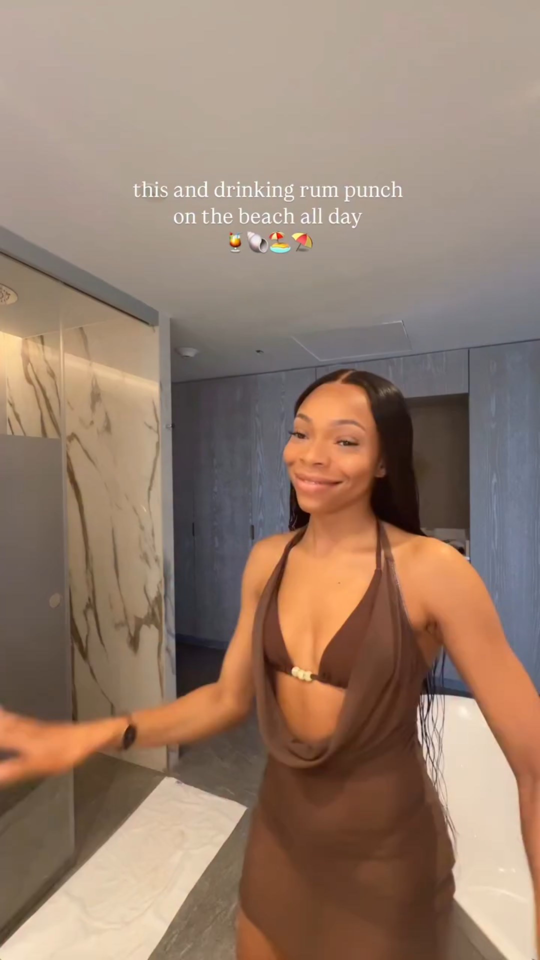 This and drinking rum punch on the beach all day 🍹

Set from @sheinswimofficial linked in my LTK shop✨

#beach #vacationstyle #grwm