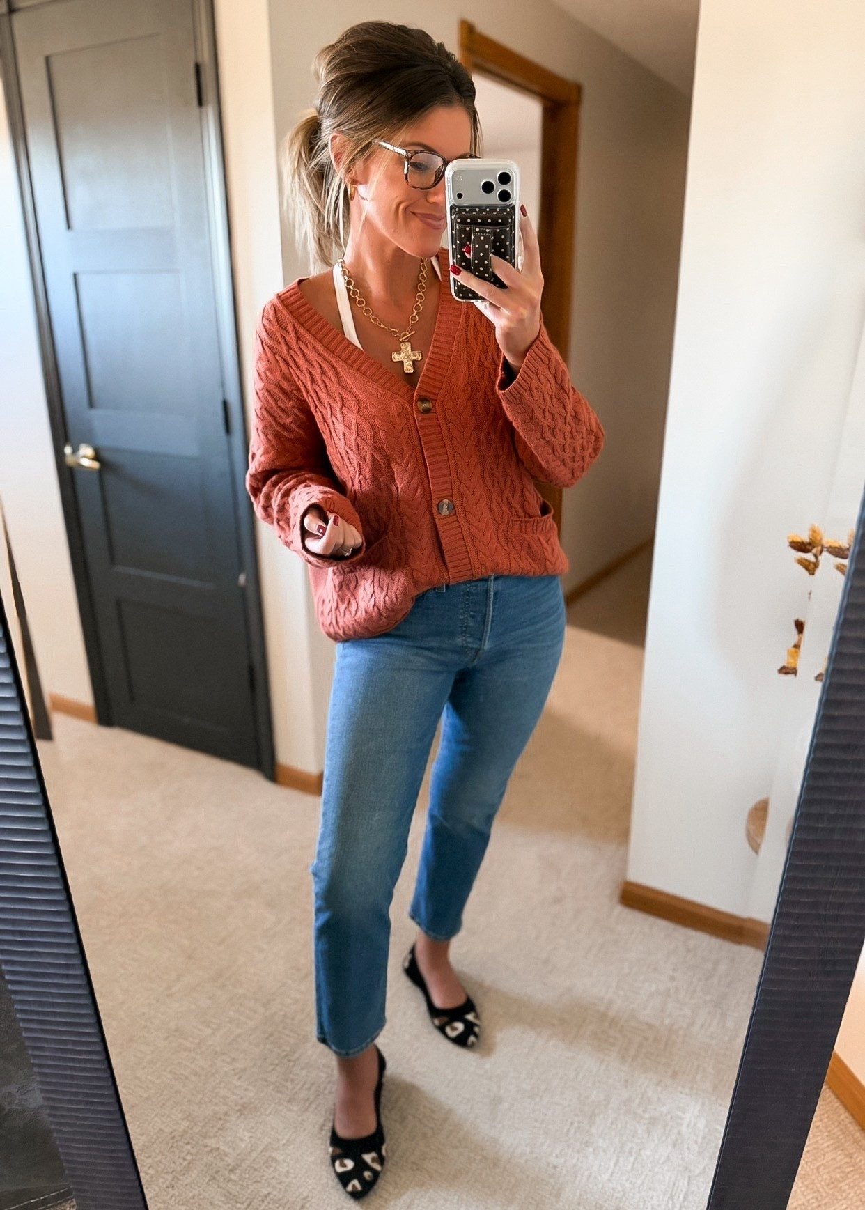 How many chunky cardigans is too many?? 
Sweater/ small
Jeans/ 29

#LTKStyleTip #LTKWorkwear #LTKSeasonal