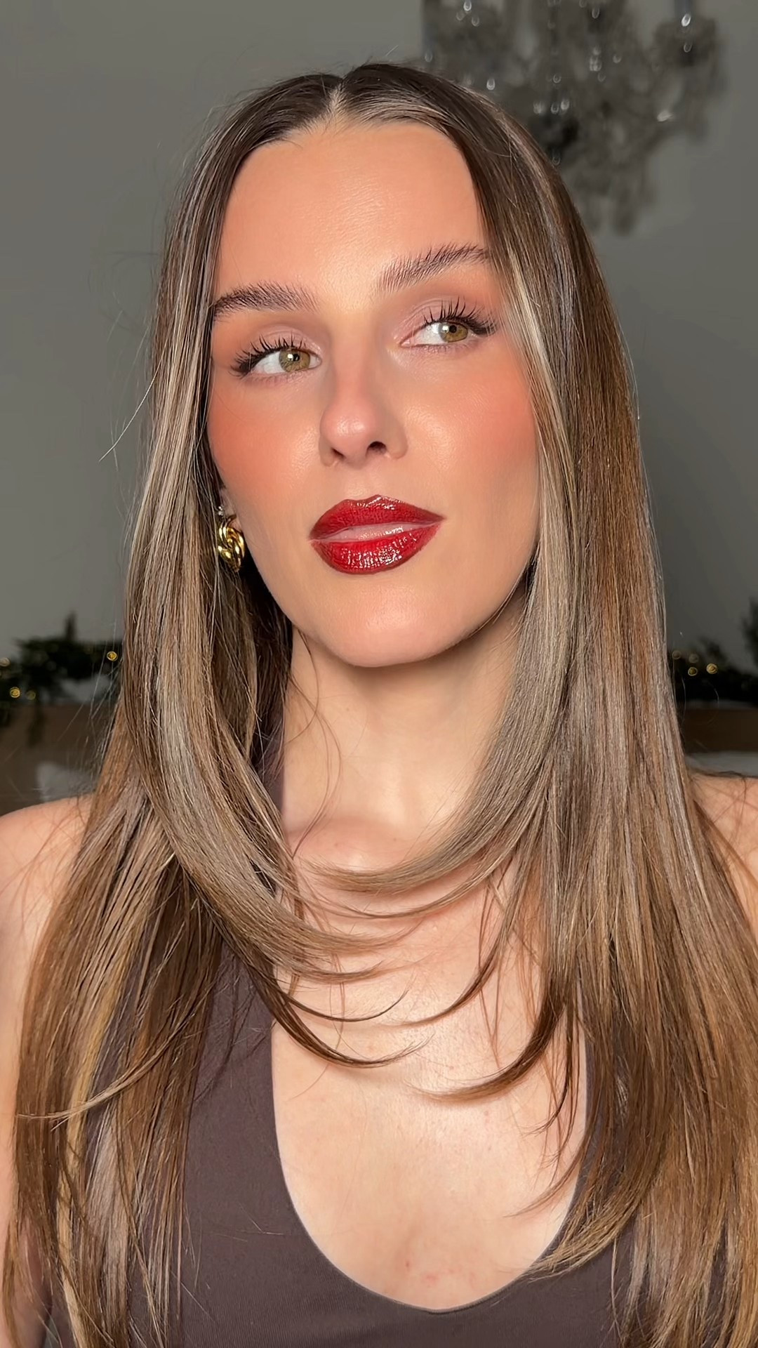 Drugstore makeup tutorial ❤️

@Bubble Skincare cosmic milky toner
@L'Oreal Paris true match foundation in shade 3N
@COVERGIRL contour balm in shade sculpted 
@Morphe Cosmetics cheek thrills trio in shade after party 
@Neutrogena concealer
@mcobeauty us pressed setting powder
Covergirl skin enhancer powder bronzer
@ColourPop Cosmetics eyeshadow palette in going coconuts 
L’Oréal infallible eyeliner
L’Oréal telescopic extensionist
L’Oréal faux brow pen 
L’Oréal infallible brow lamination 
Morphe lip liner in trendsetter
L’Oréal lipstick in shade 297 red passion 
L’Oréal plumping lip oil 

#drugstoremakeup #affordablemakeup #budgetfriendlymakeup #drugstoremakeuproutine #drugstoremakeupmusthaves 

#LTKgrwm #LTKBeauty