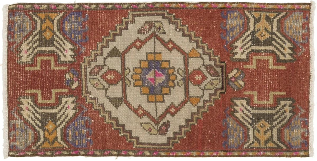 Naile | Revival Rugs 