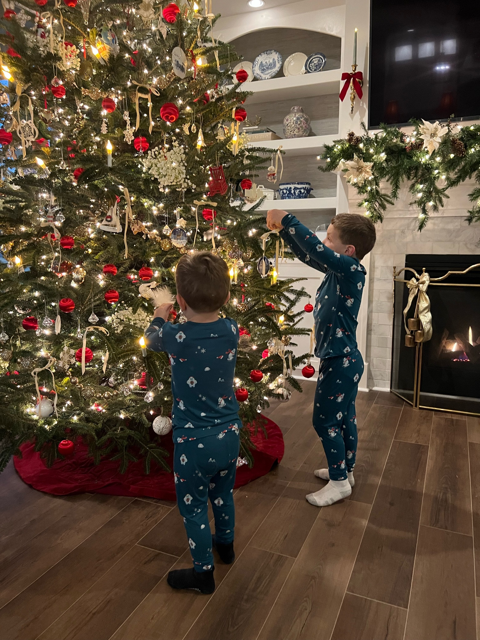 THE cutest holiday collection! Matching family Christmas pjs and sleep bags and bandanas even for your beloved pets to match! These are so so soft and will keep you cozy all winter long 

#LTKFamily #LTKSeasonal #LTKHoliday