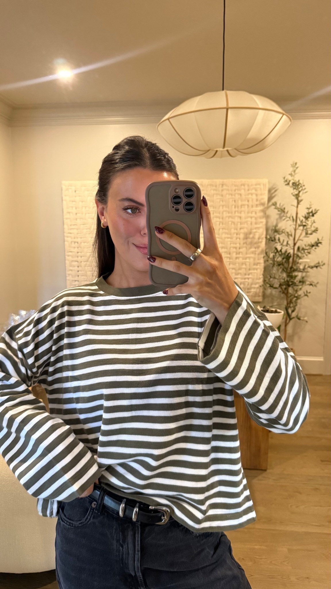 the cutest white striped tee!!! 
jeans + a top



#LTKootd #LTKvlog #LTKFindsUnder100