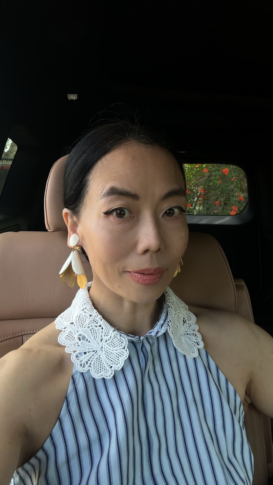 Forever an @oscardelarenta earrings girl ✨