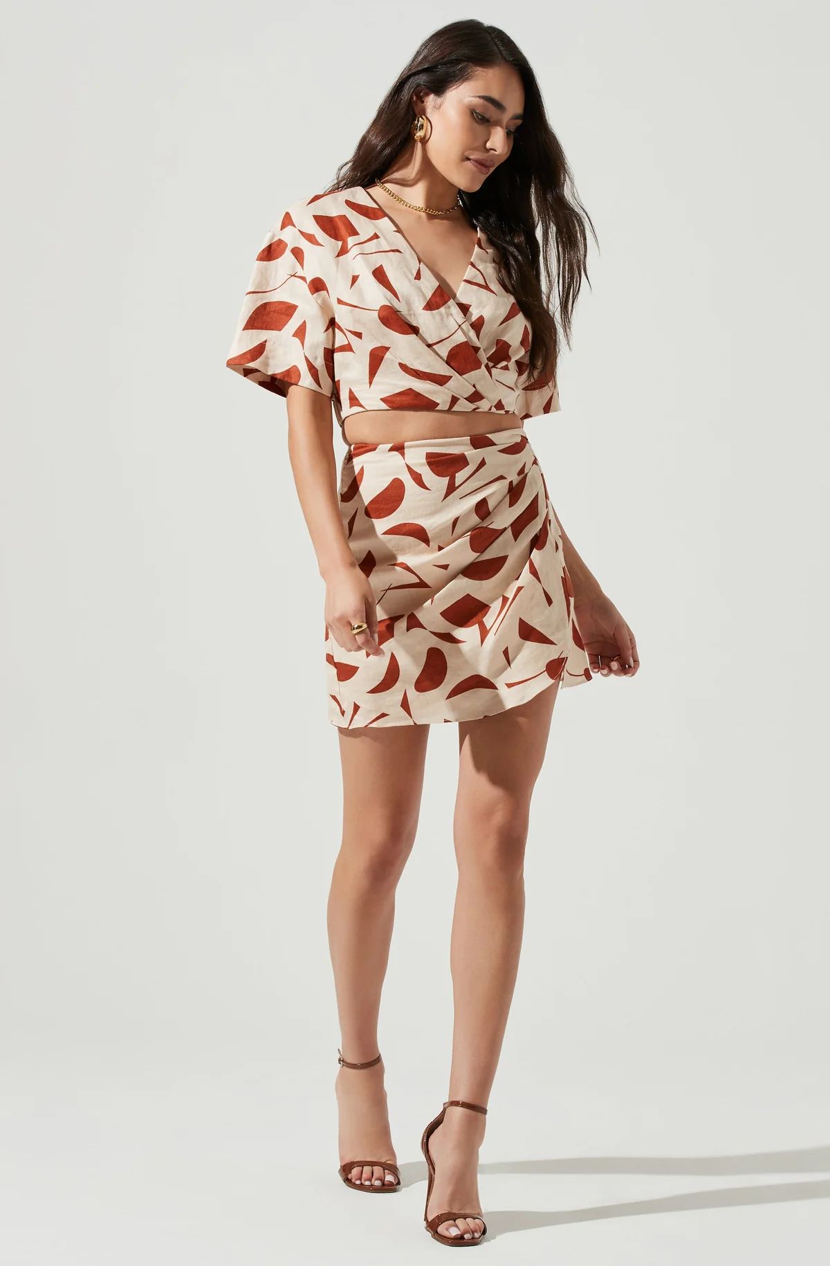 Nirina Abstract Print Mini Skirt | ASTR The Label (US)