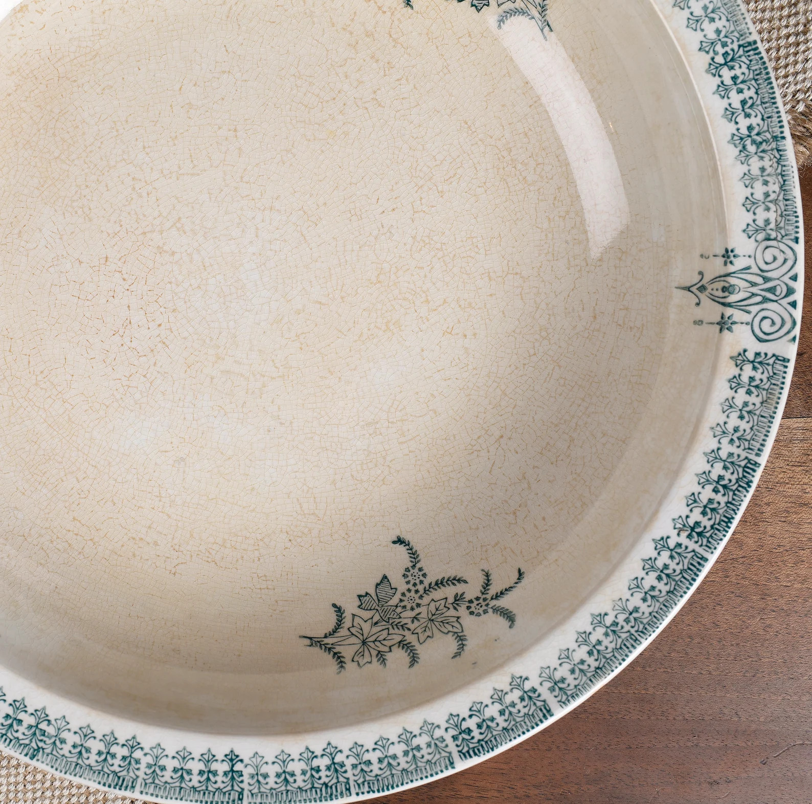 Grand plat de service Terre de Fer - Vaisselle ancienne française - Faïence d'Onnaing - Saladie... | Etsy (US)