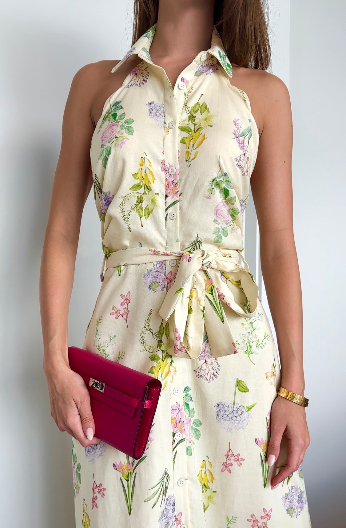 Floral dressing done right. Lightweight, easy to wear, and perfect for warm days ahead. Featuring pieces from @ensaisonstudios
—
@Shop.LTK
#Ltkit
#Ad
#EnSaison