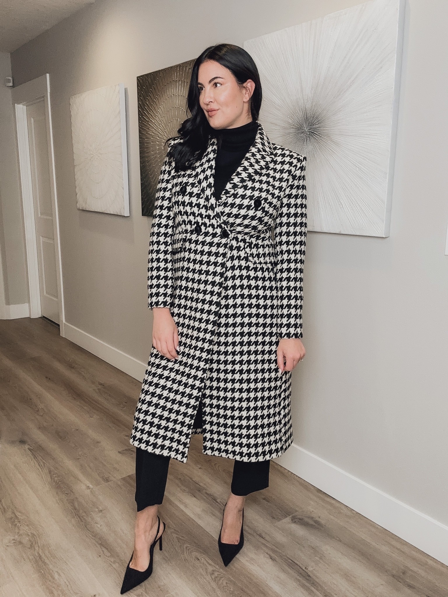 Fall Workwear outfit.
Coat : if between sizes size up. I am wearing size Large. Pants tts. Shoes TTS. Wearing size large in top. I also have this top in grey and love it.
.
.
.
.

⁣
.⁣
.⁣
.⁣
.⁣
.⁣
#falljacket #jacket #workwearoutfit 

#LTKstyletip #LTKSeasonal #LTKworkwear