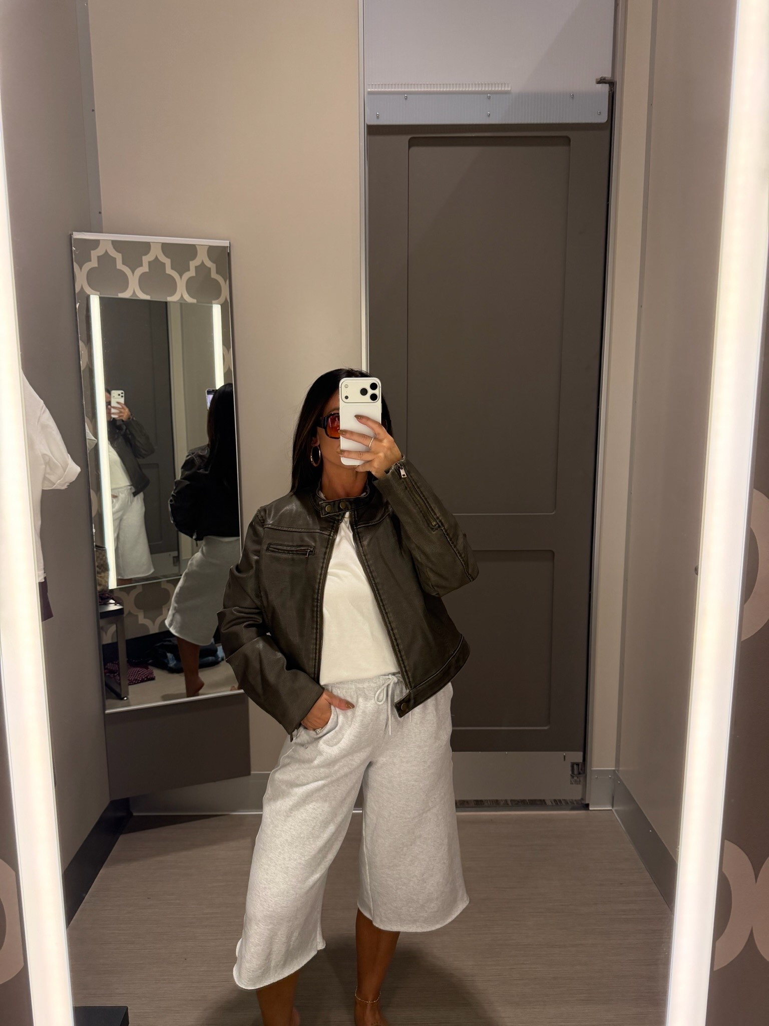 Such a cool girl fall outfit

#LTKdayinmylife #LTKgrwm #LTKmomlife