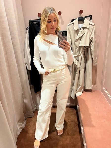 PART 1 🤍 a gorgeous white top. The slit in the neckline gives it a more elevated feel. Love these jeans too! 

#LTKstyletip #LTKaustralia