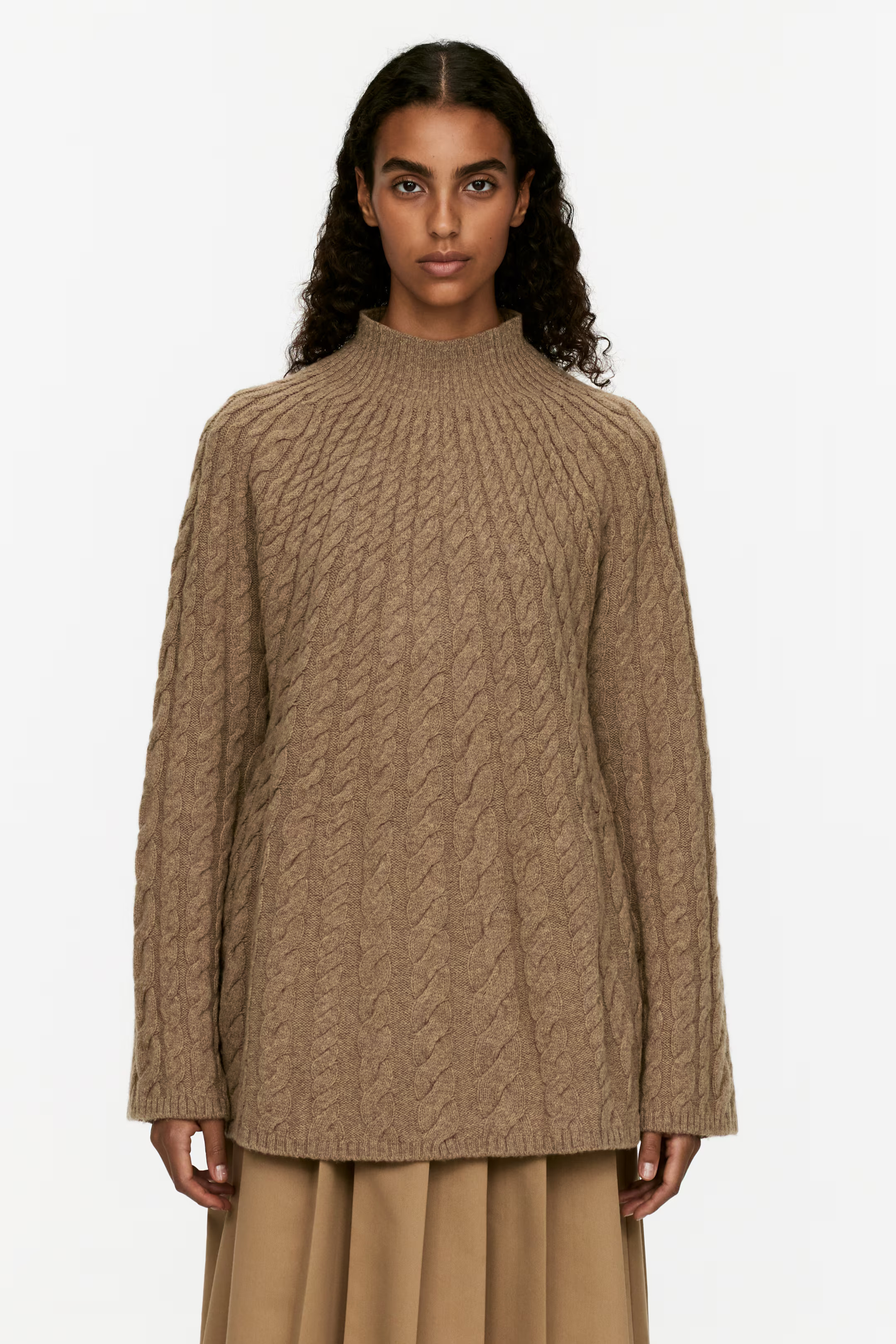 Strickpullover aus Wolle mit Zopfmuster | H&M (DE, AT, CH, NL, FI)