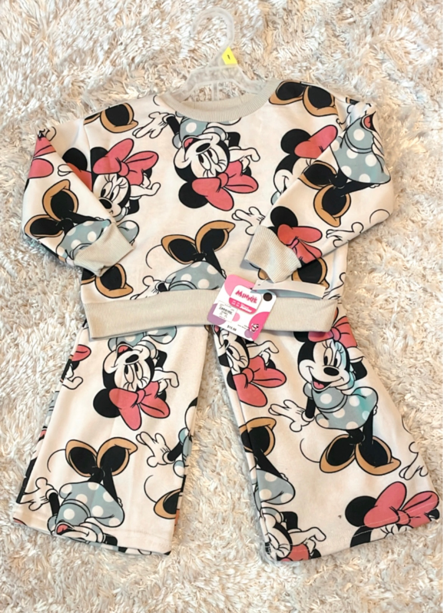 Toddler kids Minnie Mouse 2 piece set— features an oversized fit sweater, wide leg pants, elastic waistband, & is fleece lined for warmth. The best Walmart find under $20! 🤍💖 #competition 

#LTKbaby #LTKFind #LTKkids