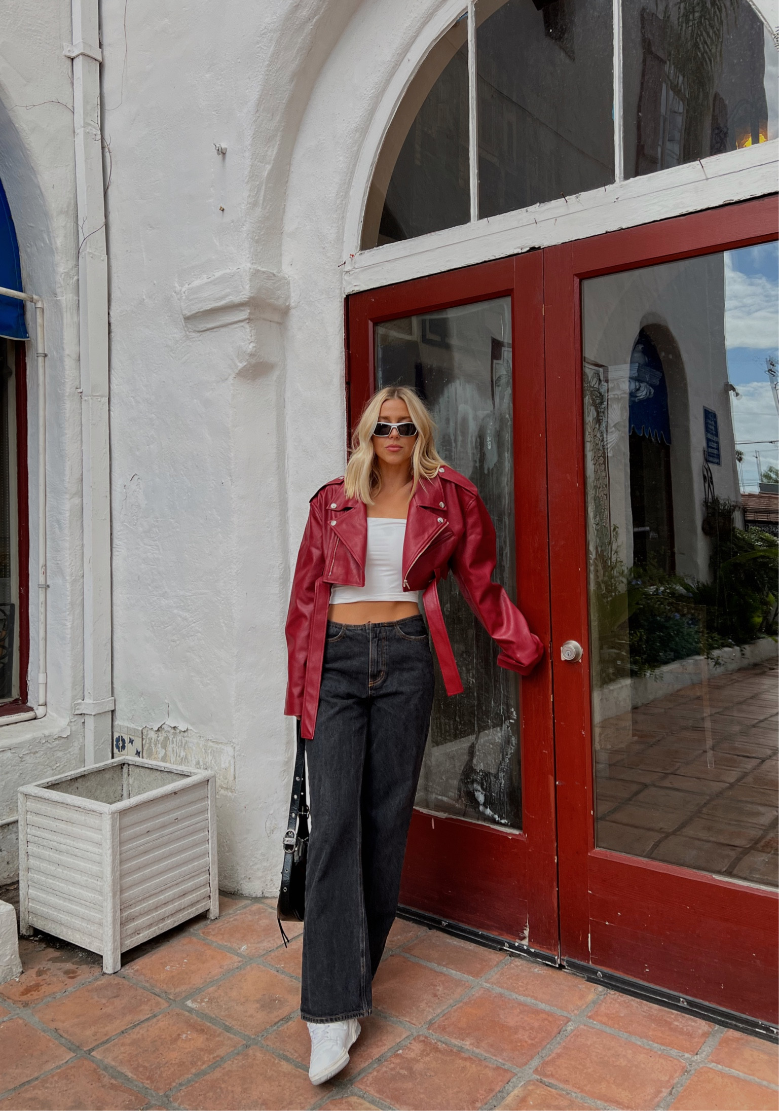 red cropped leather: from storets (linking similar)
denim: lioness, wearing size xs
#redleather #fallfashion #falltrends