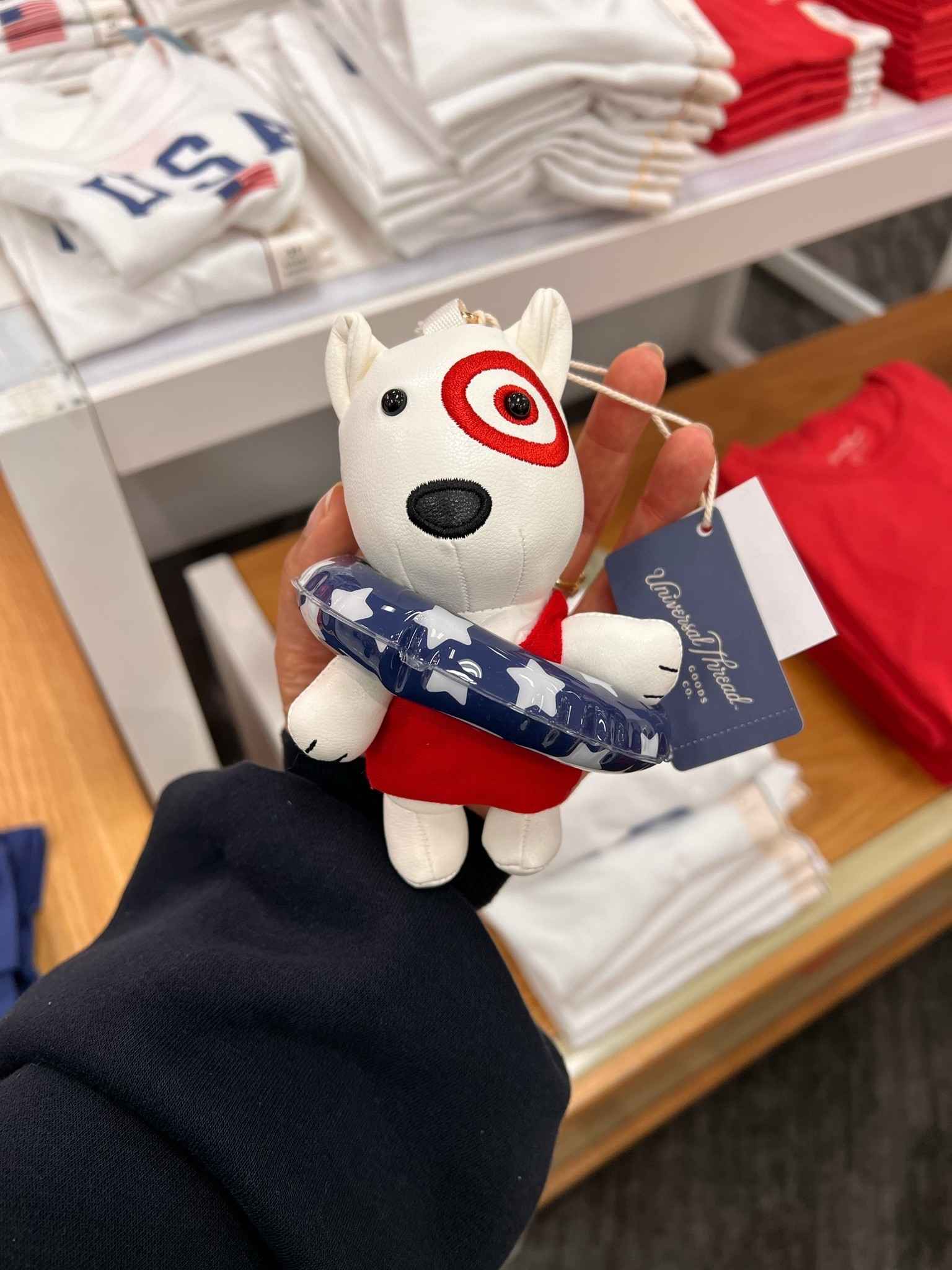 The cutest summer Bullseye keychain! 

Target finds, new arrivals, bag accessories @Target

#LTKHome