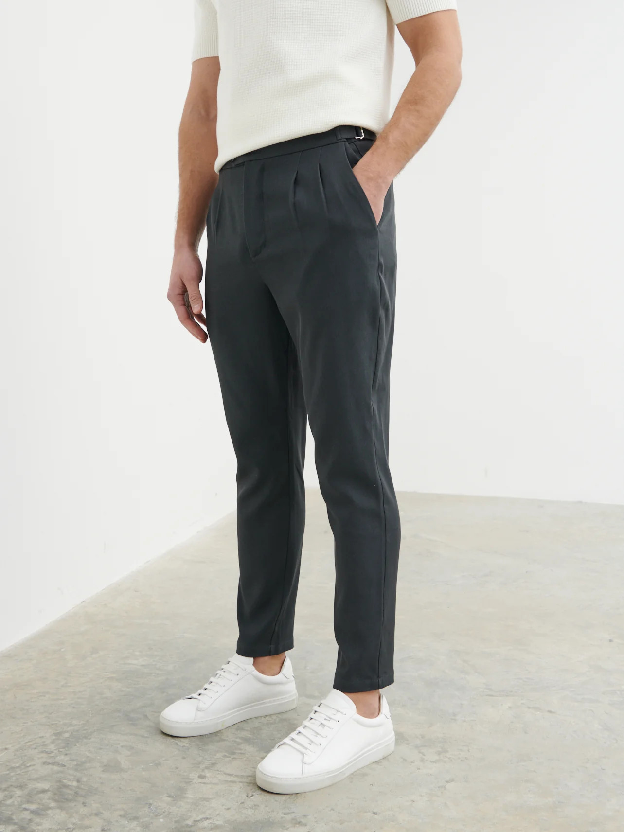 Henry Tailored Trouser - Charcoal | NOBL
