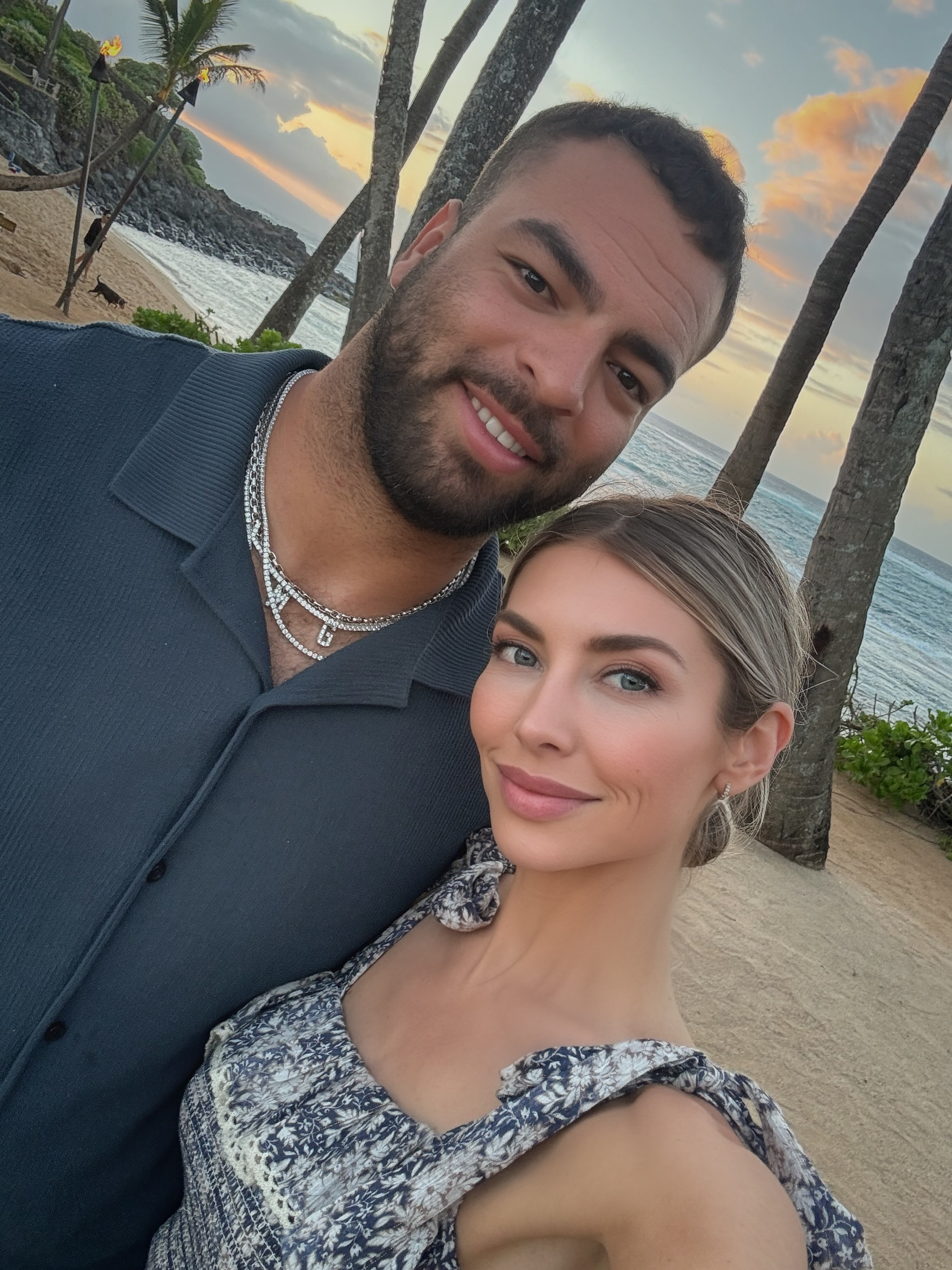 Is anything better than sunset in Hawaii? Linked similar looks for my Zimmermann smocked dress (found one on Poshmark for you) and Nordstrom huggies. 

#LTKFindsUnder100 #LTKSeasonal #LTKTravel