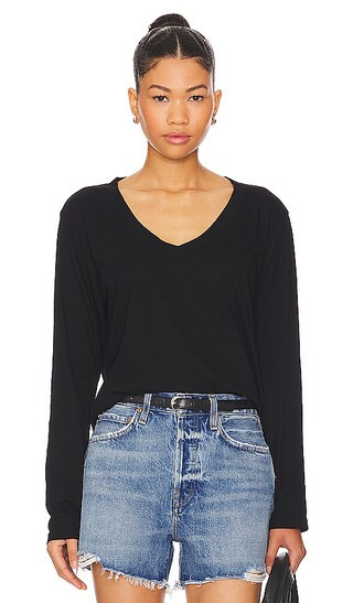 Long Sleeve Cotton Boxy V Neck Tee in True Black | Revolve Clothing (Global)