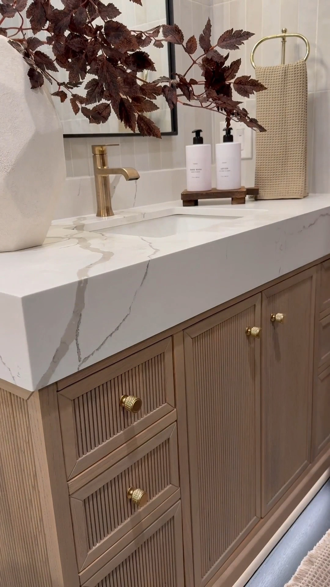 Tired of applying stickers to your containers only to have them turn out crooked? 😆 Try this simple hack: flip the new sticker and align it with the existing sticker, then roll the container to apply it evenly. Voilà! Perfectly placed stickers every time! 


Here are my top picks for practical yet stylish bathroom essentials!

1.  Automatic Trash Can: This game-changing trash can is self-emptying, making bathroom cleanup a breeze.

2.  Designer Shower Soap Dispensers: Elevate your bathroom's aesthetic with these sleek, high-end looking dispensers.

3.  Versatile Suction Hooks: These hooks work wonders on glass, textured tile, and even come with 3M attachments for added security on rough surfaces.

4.  Hair Catcher: A must-have for avoiding clogged drains, this handy tool keeps your bathroom plumbing flowing freely.

5.  I'm loving the Nordic-style teak bath mats, which come in various sizes and finishes, including oiled. 

6. The acrylic bath tray is also stunning, with its clear design that adds a touch of minimalist chic. 

7. Waffle bath mats are another must-have - they're not only gorgeous, but also non-slip. 

8. And for a practical touch, a soap and lotion pedestal is a game-changer, keeping water spills and accumulation under control.

9. These finds combine functionality with style, making them perfect for a practical bathroom upgrade!


#LTKHome #LTKStyleTip #LTKSaleAlert