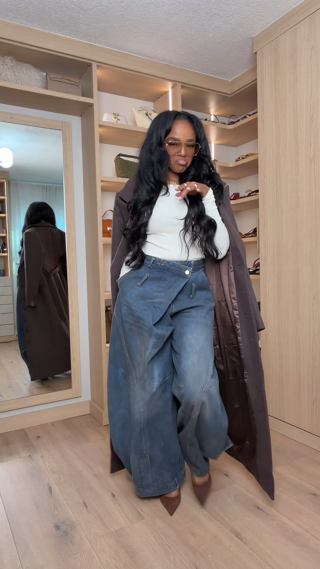 Casual layers with a chic twist — these wide-leg cargos add effortless volume while the longline coat pulls everything together for a clean, elevated vibe. One of those looks that feels simple but still makes a statement.

Perfect for casual days out, winter errands, and everyday elevated styling. Favorite to revisit later.

wide leg cargo pants outfit, winter casual layered look, elevated everyday style with long coat

Follow me on Instagram and YouTube @kirasfashionfinds