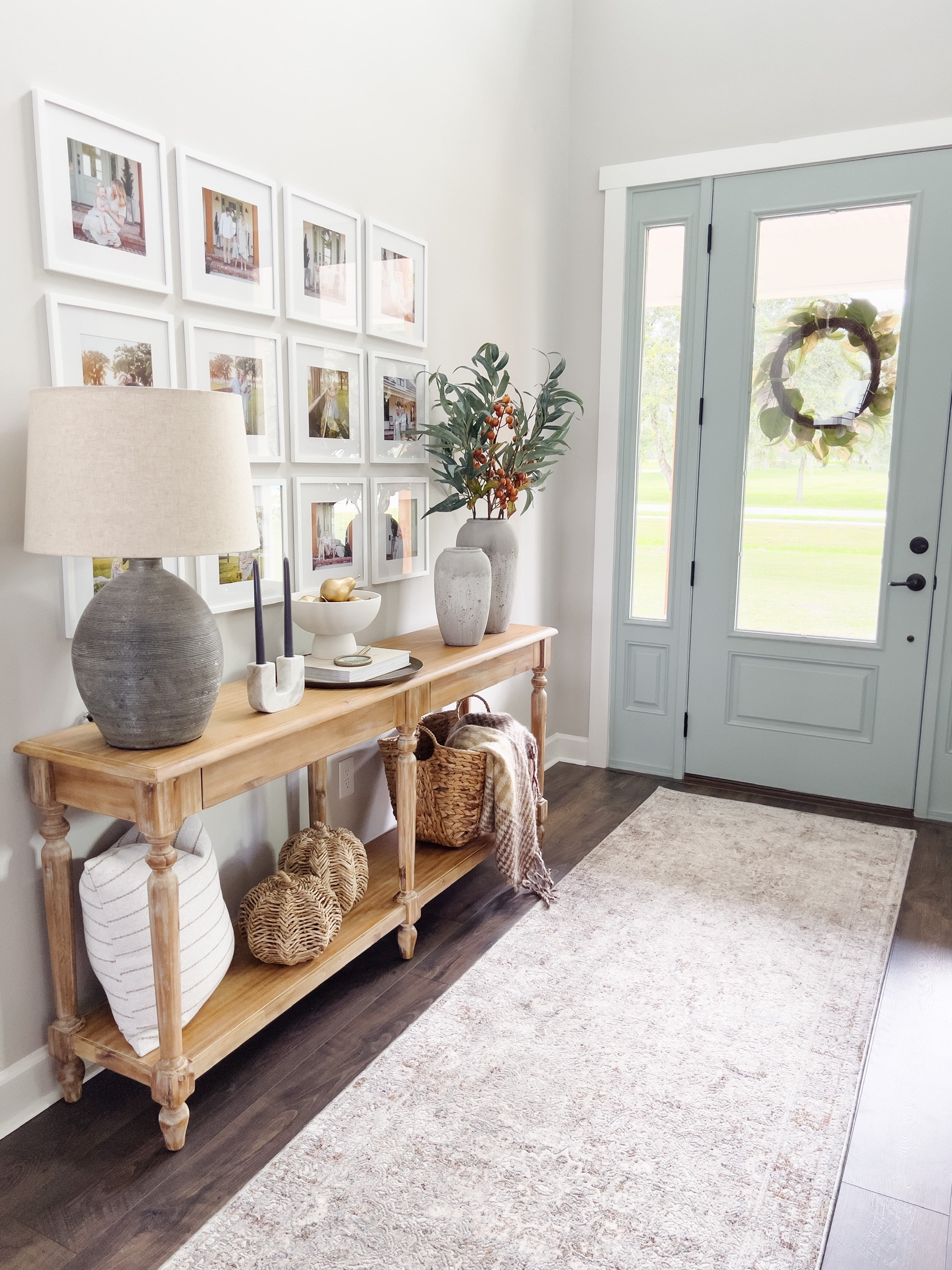 Fall Entryway Decor - Fall decor - Farmhouse decor 

#LTKSeasonal #LTKhome