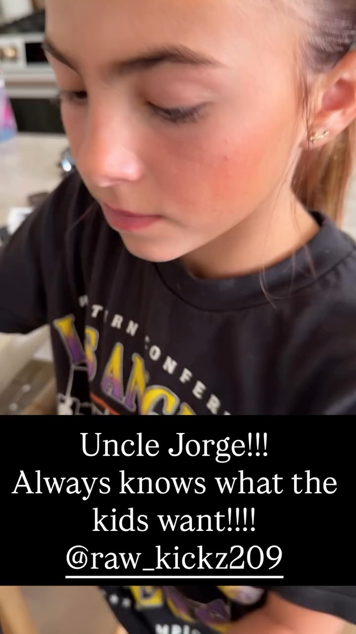 Uncle Jorge!!!
Always knows what the kids want!!!! @raw_kickz209