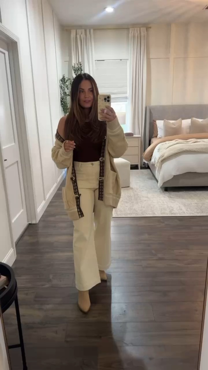 Fall Outfit Inspo

Shop 40% off sitewide!!

@pinklily fall fashion, fall outfit, sale alert, fall boots, fall sale, outfit inspo, mom outfits

#LTKFindsUnder100 #LTKSeasonal #LTKSaleAlert