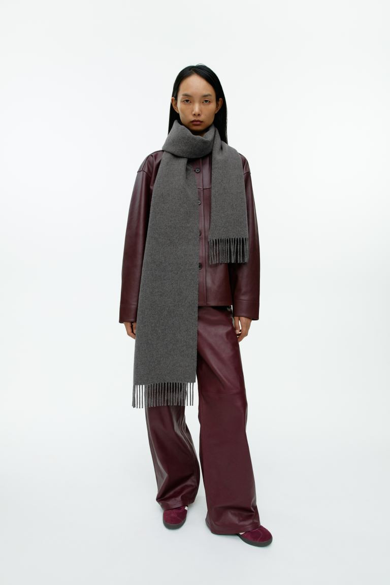 Wool Scarf - Grey Melange - Ladies | H&M GB | H&M (UK, MY, IN, SG, PH, TW, HK)
