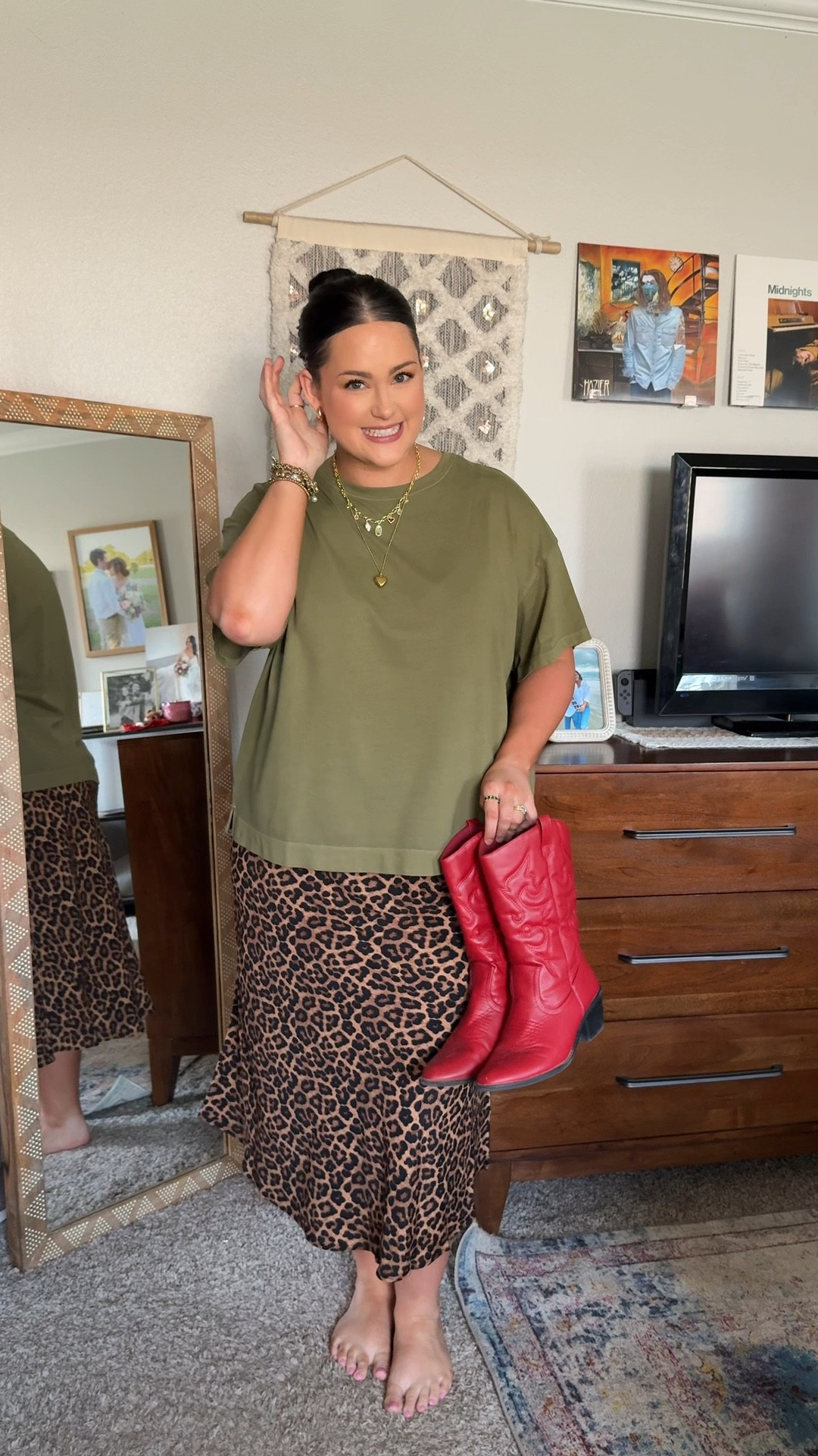 Wedding size XL in the skirt, ended up returning for the Amazon one I’ve linked and it’s the perfect length!! Wearing size XXL in the shirt (sized up for a boxier fit) 

#LTKFindsUnder100 #LTKMidsize #LTKStyleTip