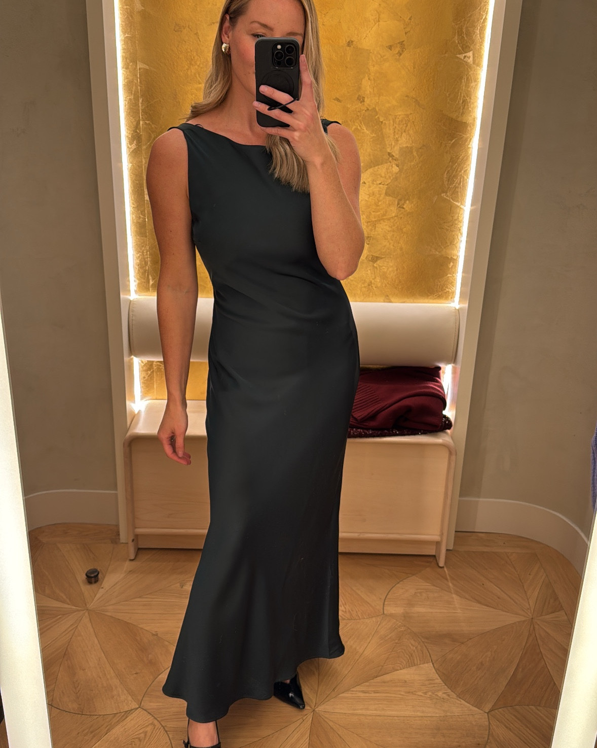 Christmas party outfit ideas from Dynamite - including more formal holiday party dress options and more casual looks! 

#LTKSeasonal #LTKHoliday #LTKParties