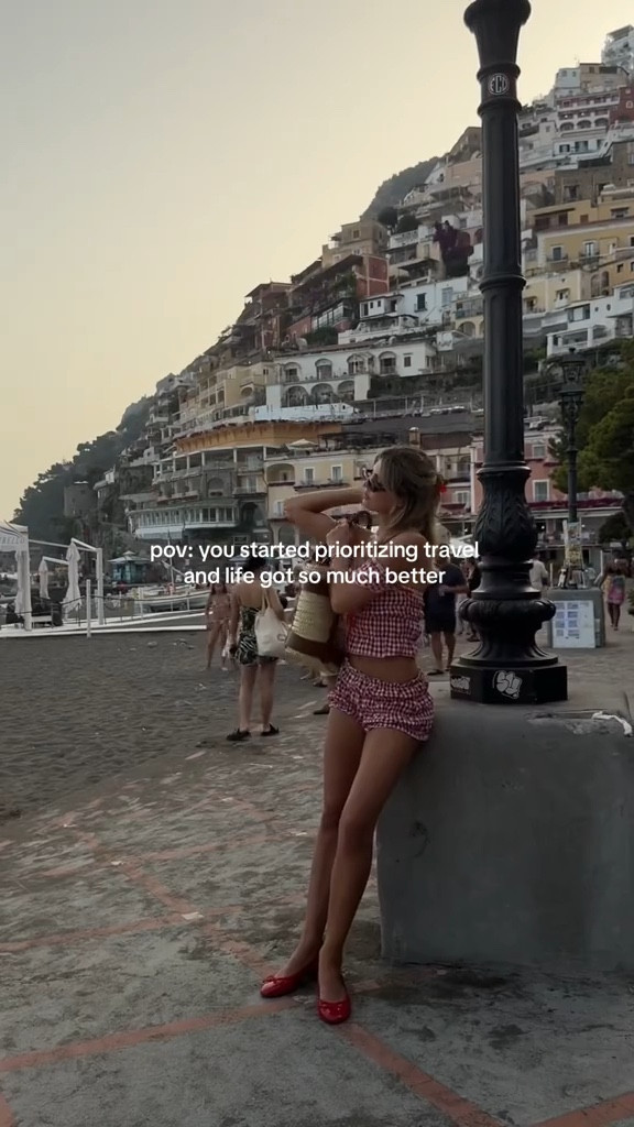 DIML in Positano 🇮🇹🍝

Travel - lifestyle - summer outfit inspo - chic fashion - preppy fashion - travel outfit inspo 

#LTKSeasonal #LTKStyleTip #LTKTravel