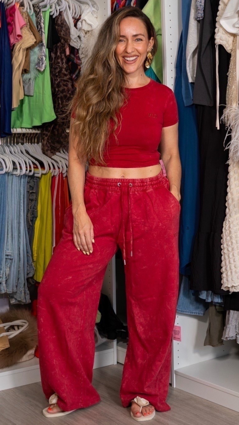 Feeling the cozy for galantines vibes ♥️ in a size M


#LTKSeasonal #LTKMidsize