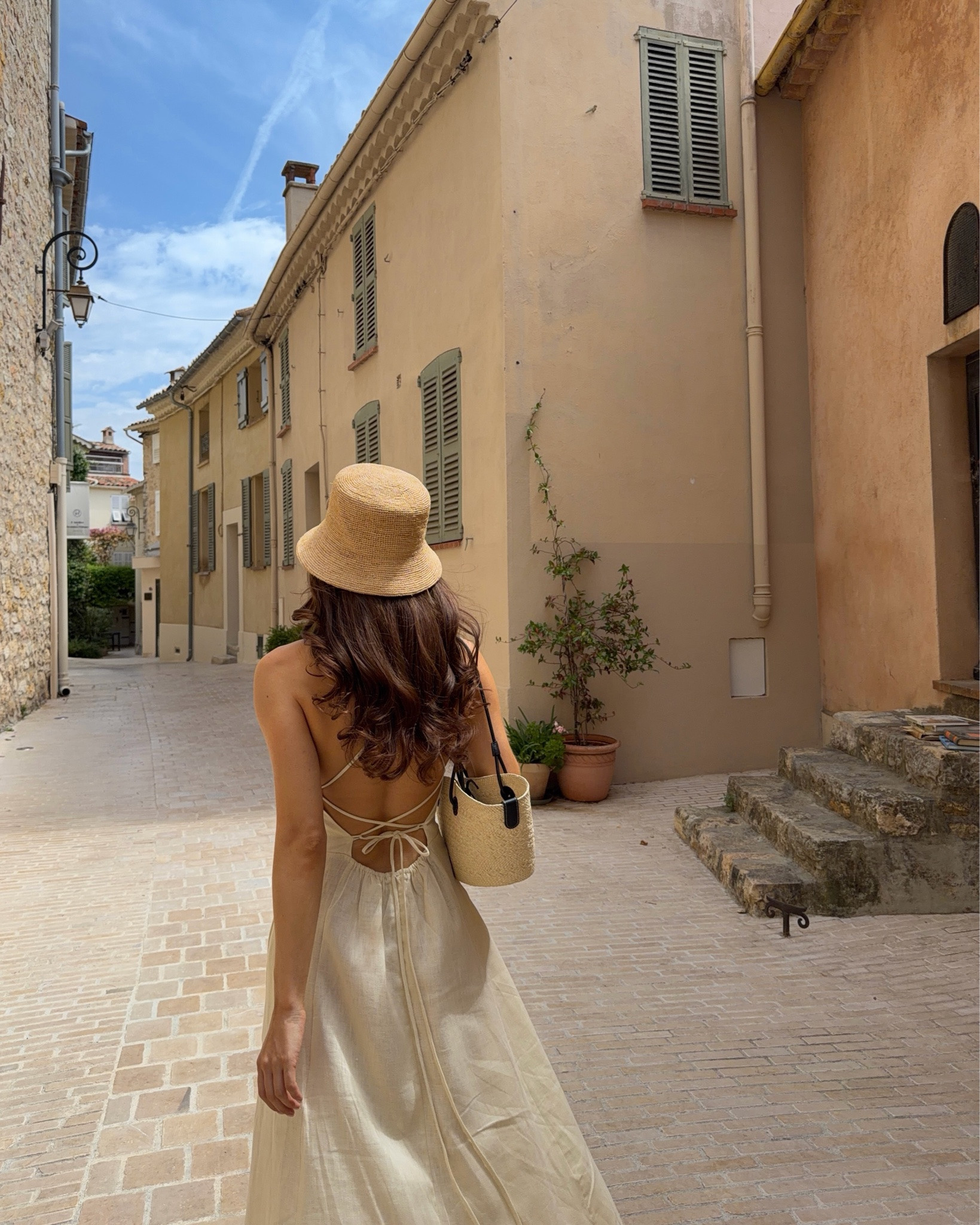 Provence 🧺🍇🤍 wearing size 34 in the dress & medium hat

#LTKfrance #LTKsummer #LTKdresses