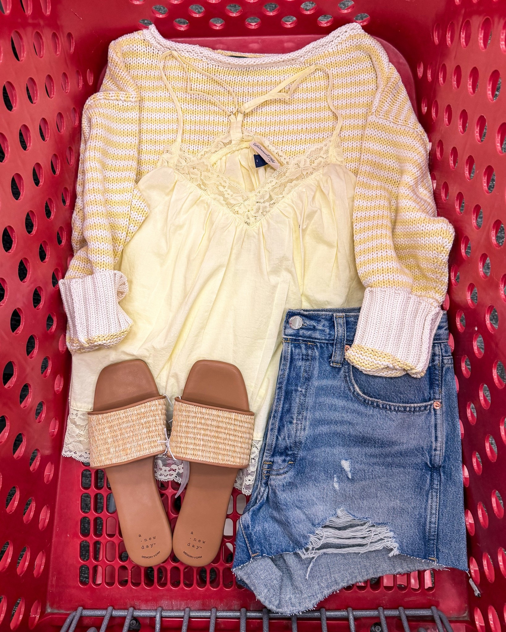 Trending butter yellow💛target, but Abercrombie vibes!

#LTKFestival #LTKSeasonal #LTKootd