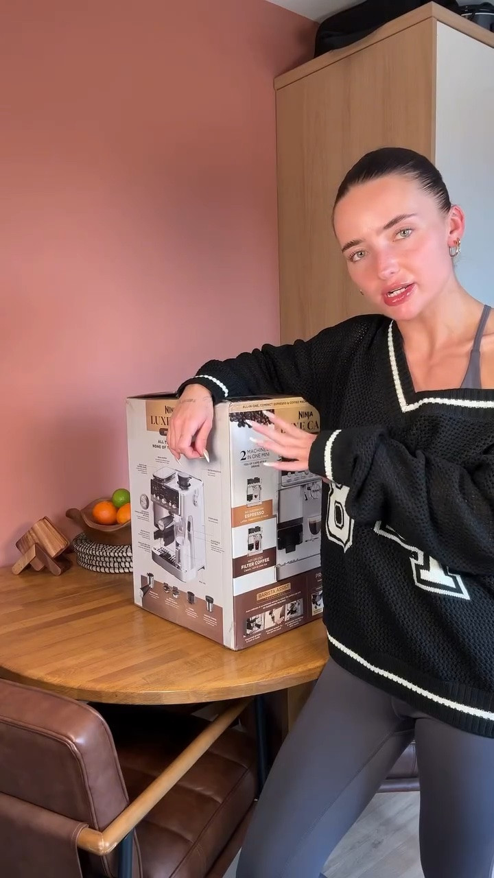 I’m so proud of myself 😅 Unfortunately for my local coffee shop I have since perfected the cappuccino #coffee #cappucino #ninjaluxecafé #unboxing #coffeevlog thank you @sharkninja you’ve made all my morning’s spectacular 🥹 gifted