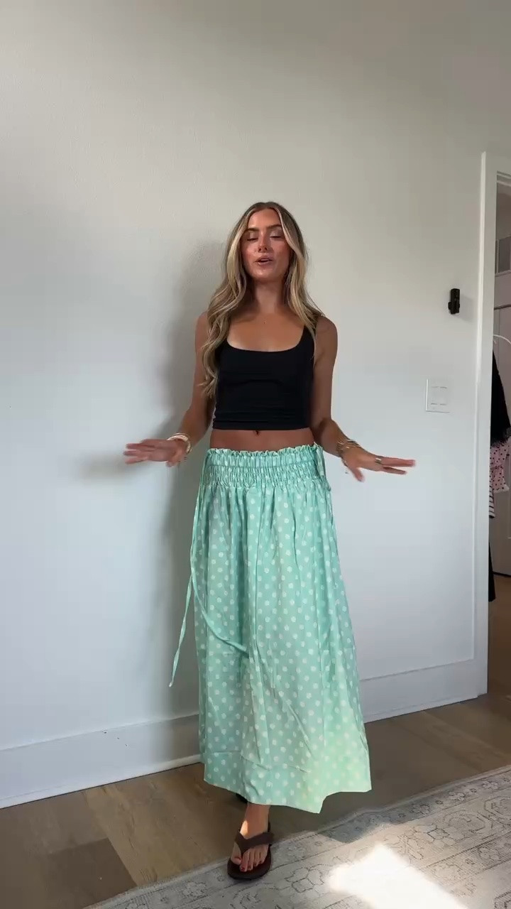 we are in a polka dot summer currently and this polka dot skirt is so pretty I have it in a couple colors actually it’s stretchy waistband makes it so comfortable and the pockets are a plus 5’4/s 

#polkadotskirt #founditonamazon #amazonfashionfinds #amazonfashion #amazonskirt @Amazon Fashion

#LTKootd #LTKSaleAlert #LTKSeasonal