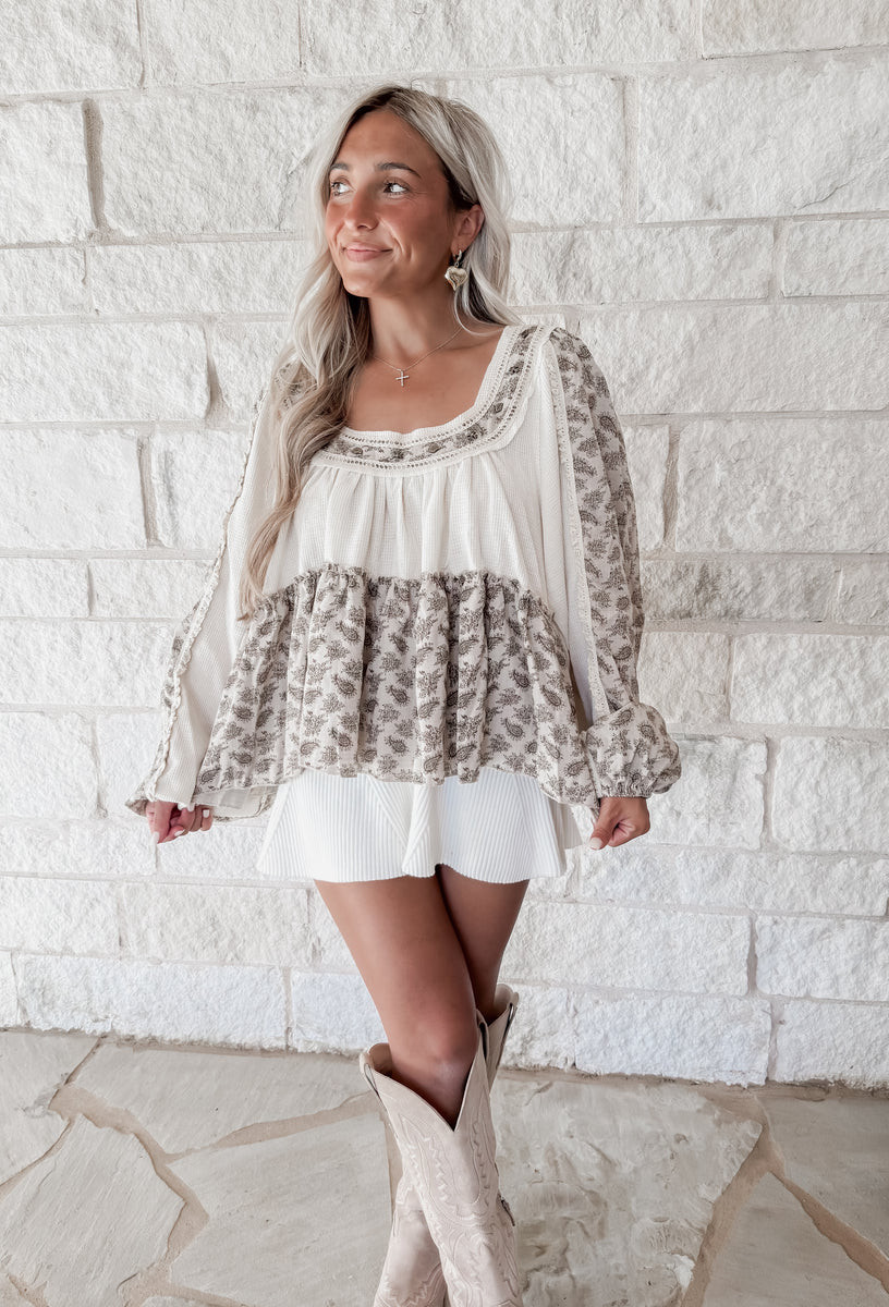 Fall Break Scoop Neck Paisley Cropped Knit Top - Natural | CK Squared Boutique