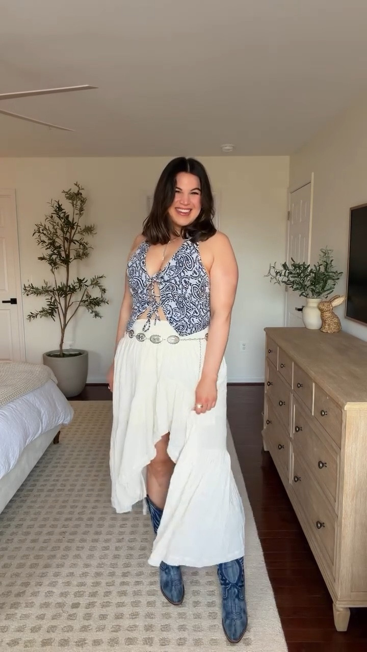 Midsize spring outfit idea for a country concert or festival!



#LTKSeasonal #LTKMidsize #LTKFestival