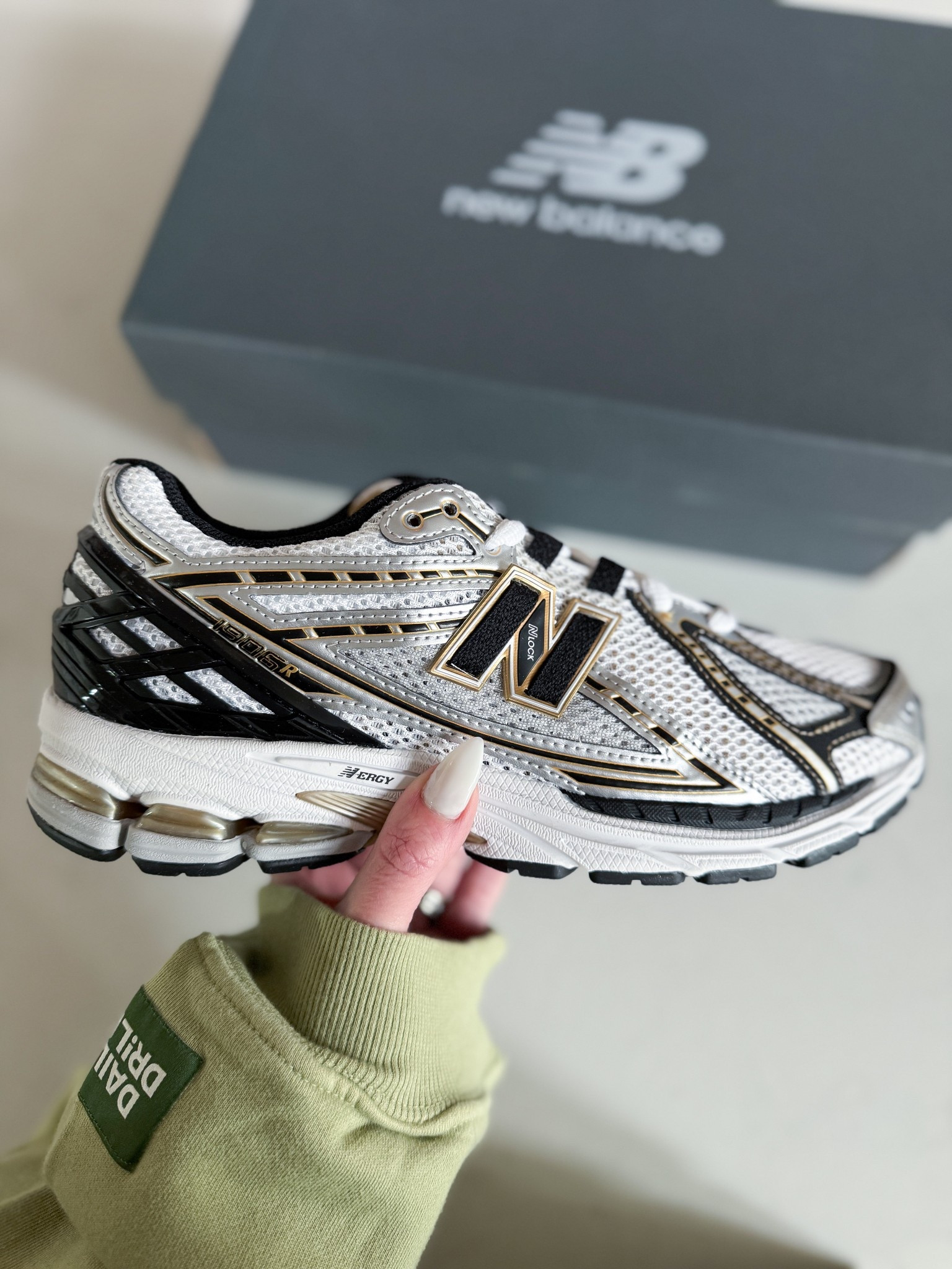 Adding some cute new shoes to my summer line up & these are so good (also tagging my sweatshirt; exact color is sold out)

New Balance - Athleisure - Shoes - Athletic Shoes - New Balance 1906 - Daily Drills

#LTKStyleTip #LTKShoeCrush #LTKActive