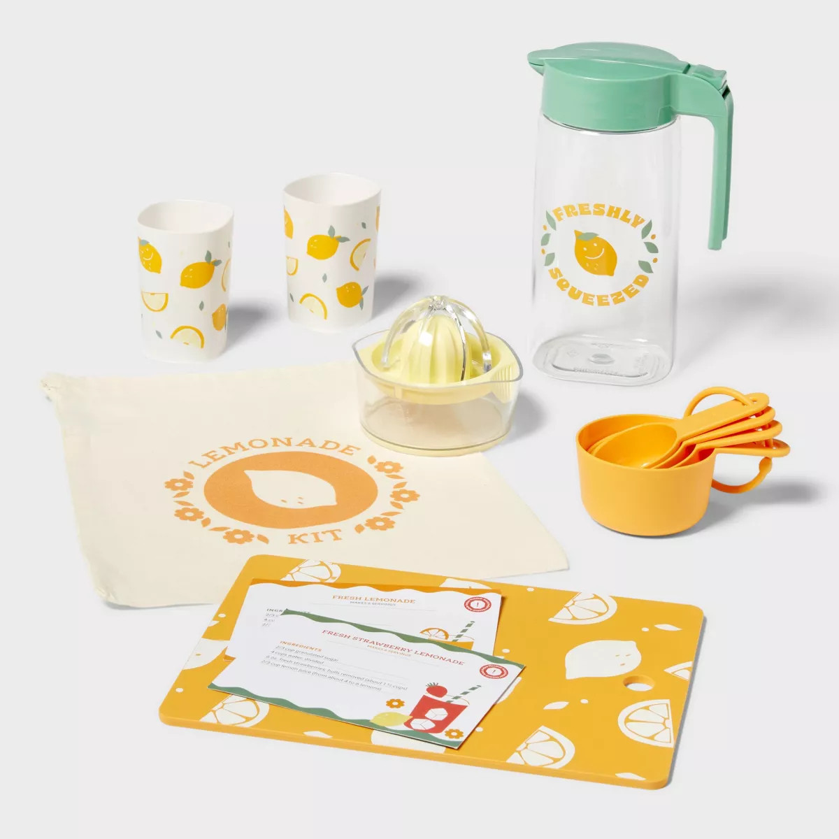 Kids' 12pc Lemonade Dinnerware Set - Pillowfort™ | Target